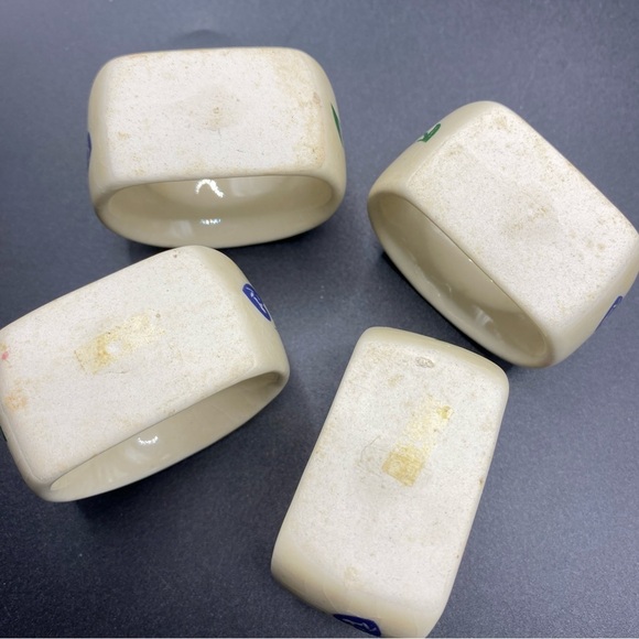 NAPKIN RINGS Vintage Porcelain Floral Hearts Green Leaves Napkin Rings Set Of 4 - Picture 4 of 7